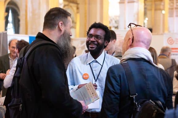 Loid Oyenamono, conseiller France Rénov' dans le 8 arrondissement_©Sébastien Borda