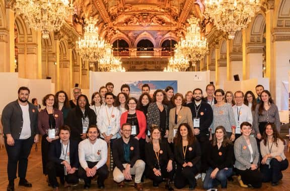 Photo de l'équipe de l'Agence Parisienne du Climat lors du Forum Habiter Durable 2023